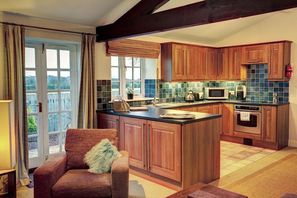 Plumtree Cottage อัลน์มัธ ภายนอก รูปภาพ